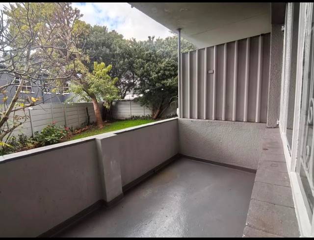 0 BEDROOM PROPERTY TO RENT IN ORANJEZICHT